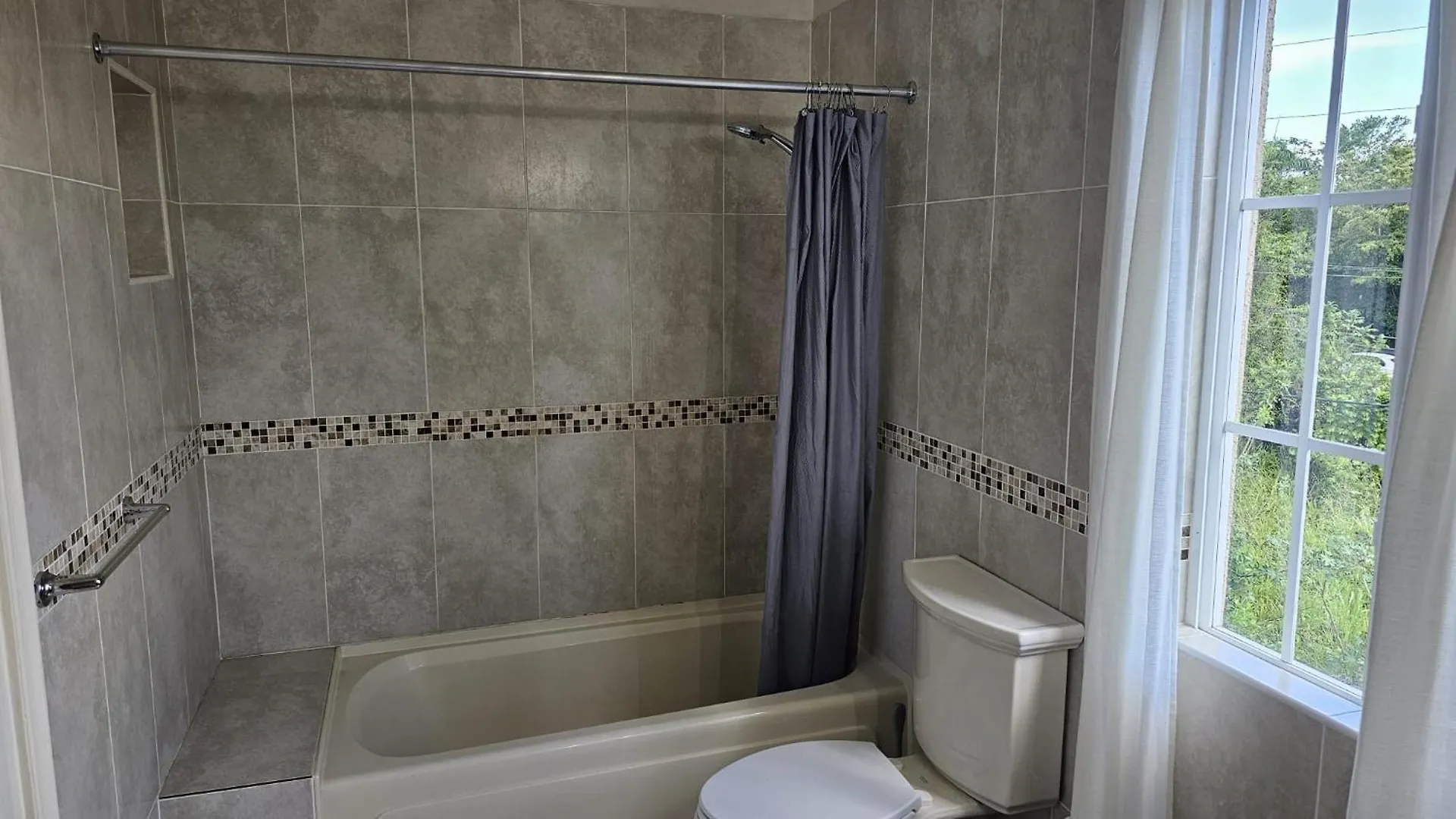 Komfort Getaway Villa At Countrymist Ocho Rios 0*,  Jamaica