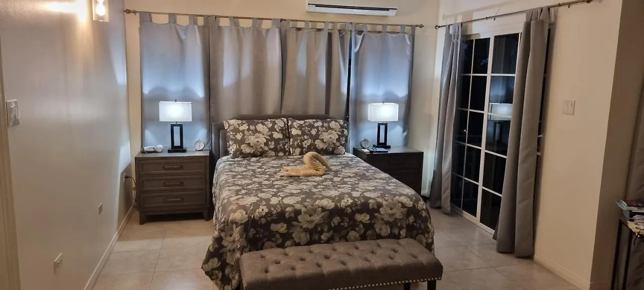 Komfort Getaway Villa At Countrymist Ocho Rios Jamajka